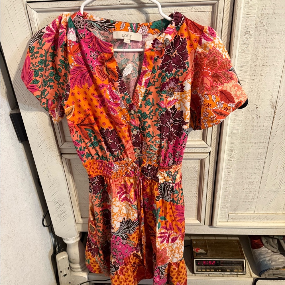 LOFT Colorful Floral Short Sleeve Dress